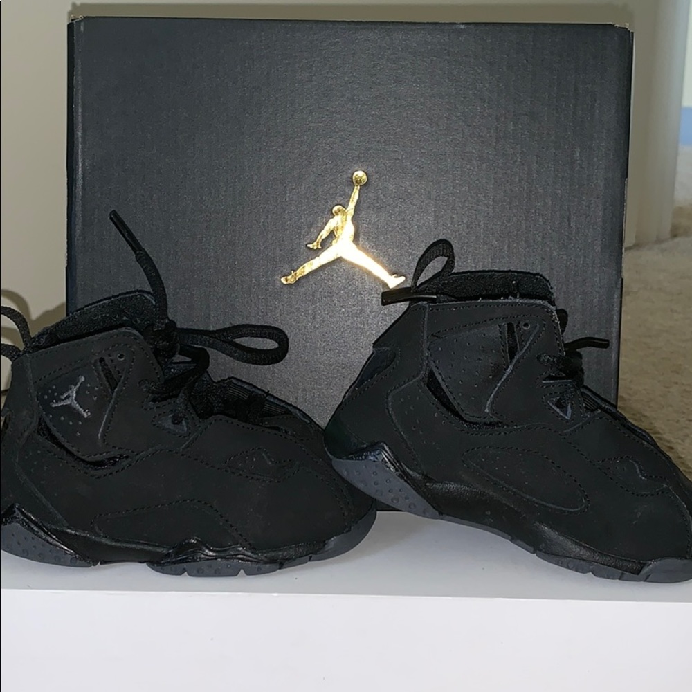 Jordan True Flight BT
